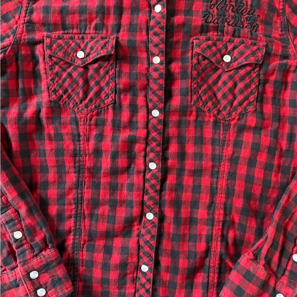 Harley Davidson Women’s Plaid Button Down Shirt L Red Black Patch Logo 2012 - Picture 4 of 14
